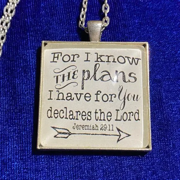 Jeremiah 29:11 Square Pendant Bible Verse Necklace Christian Jewelry - Picture 5 of 11